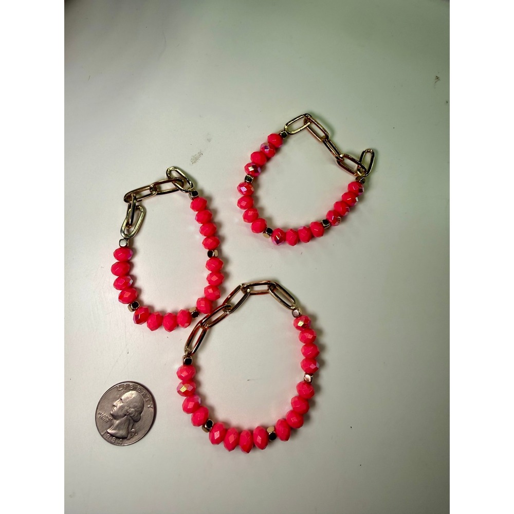 Set of 3 Neon Pink Faceted Bead and Gold Tone Paperclip Chain Stretch Bracelets - Picture 4 of 4